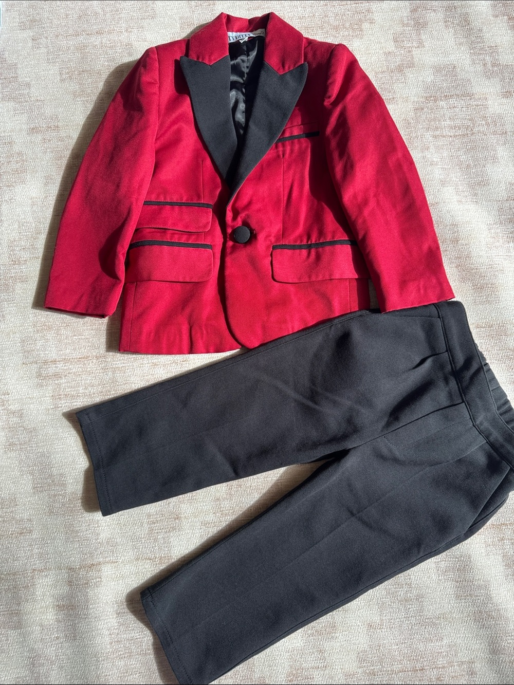 Itty Bitty Toes Toddler size 2 Red and Black Wedding Holiday Church Suit